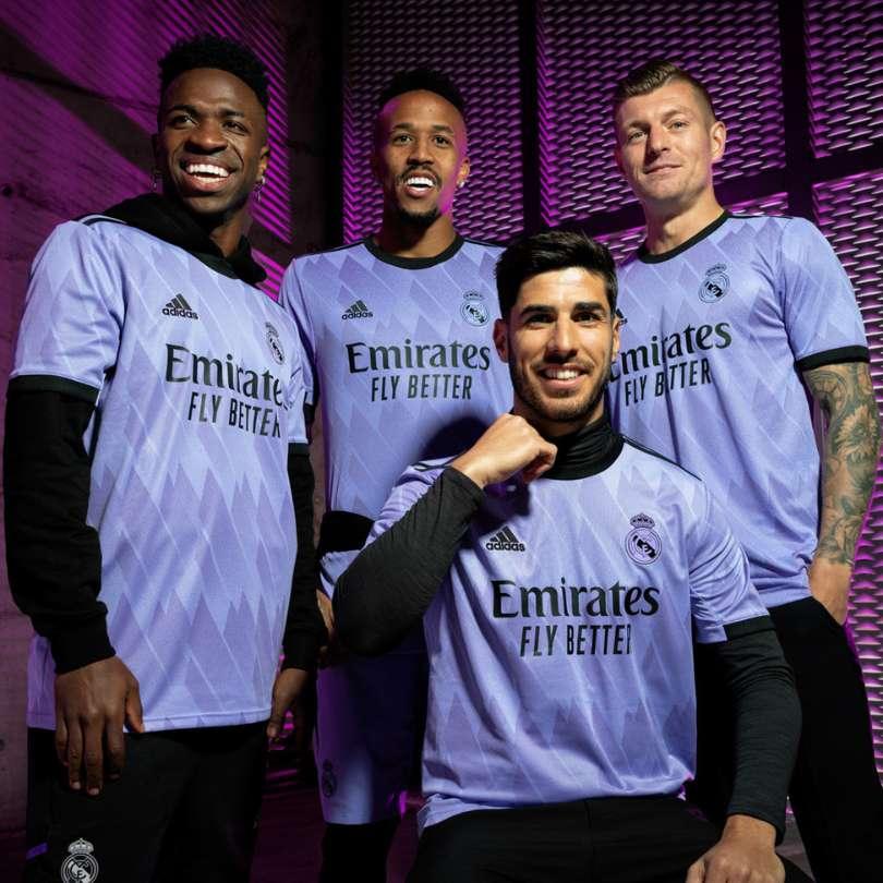 Camisa Real Madrid 22/23 Retrô Away Masculino