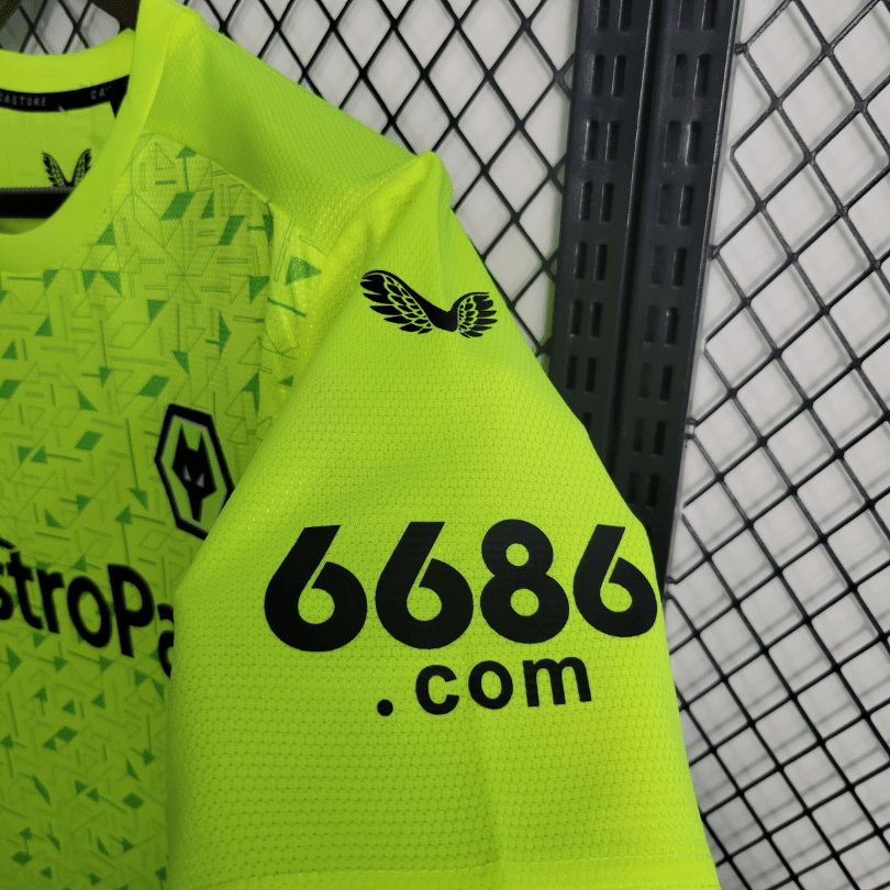 Camisa Wolverhampton 23/24 Home Torcedor Masculino